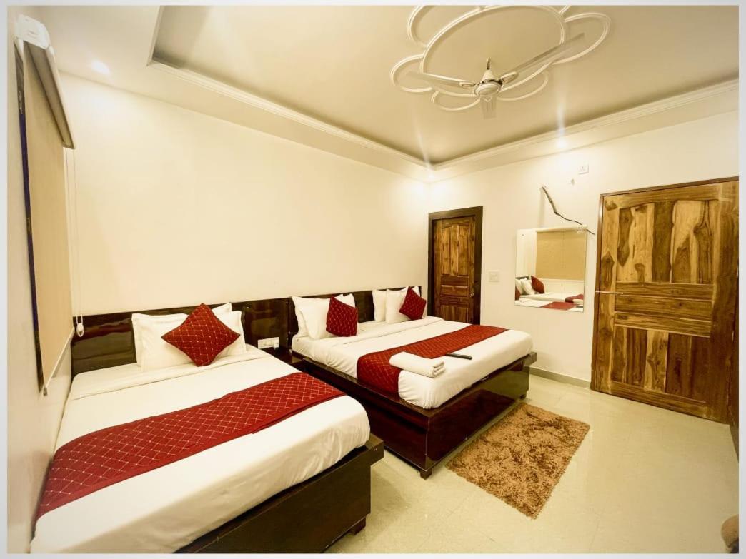 Townhouse 03 Hotel Agra  Εξωτερικό φωτογραφία