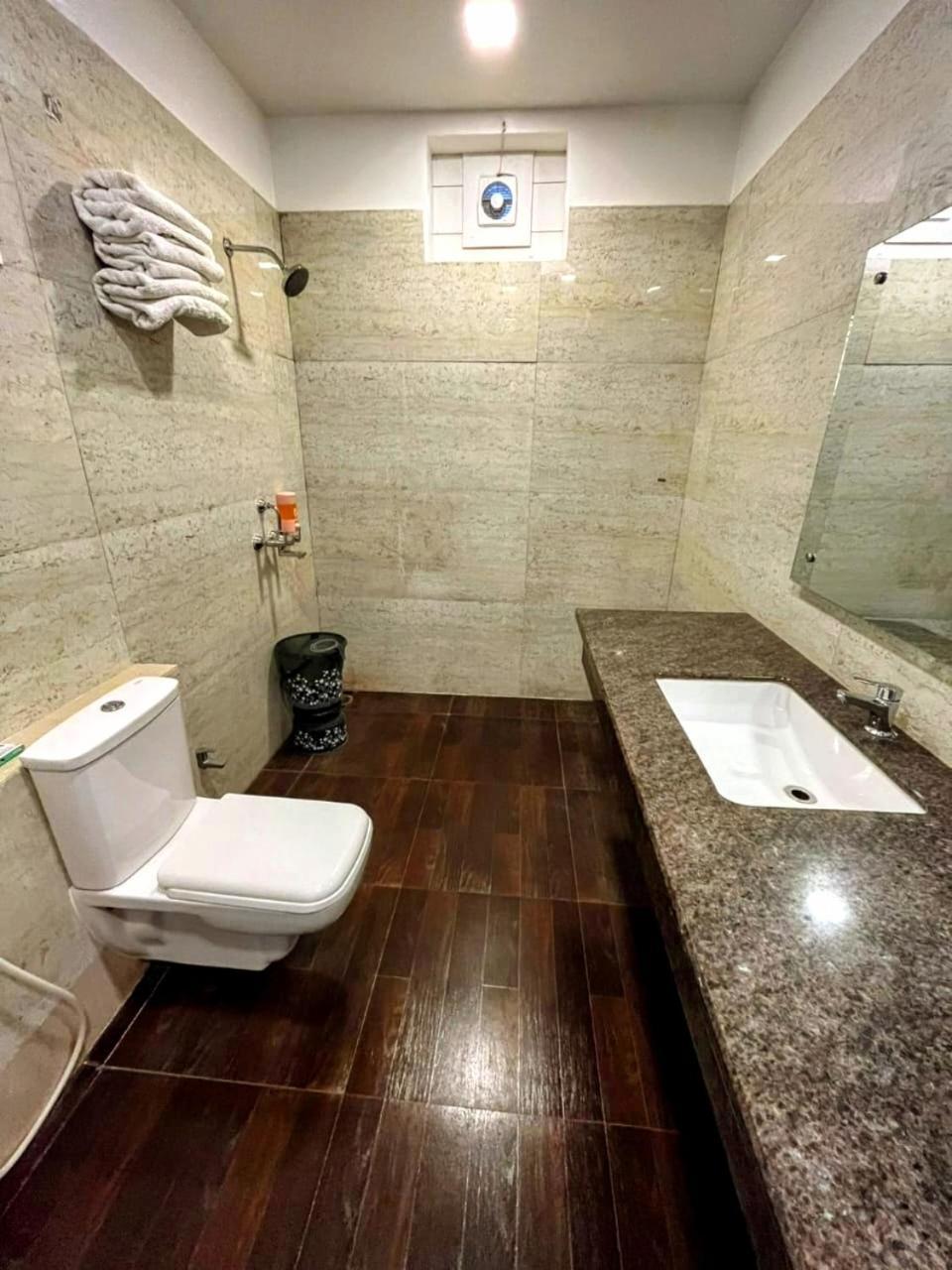 Townhouse 03 Hotel Agra  Εξωτερικό φωτογραφία